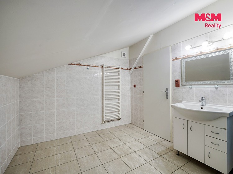 Комерційне приміщення на продаж, 152 м² (22 з 30)