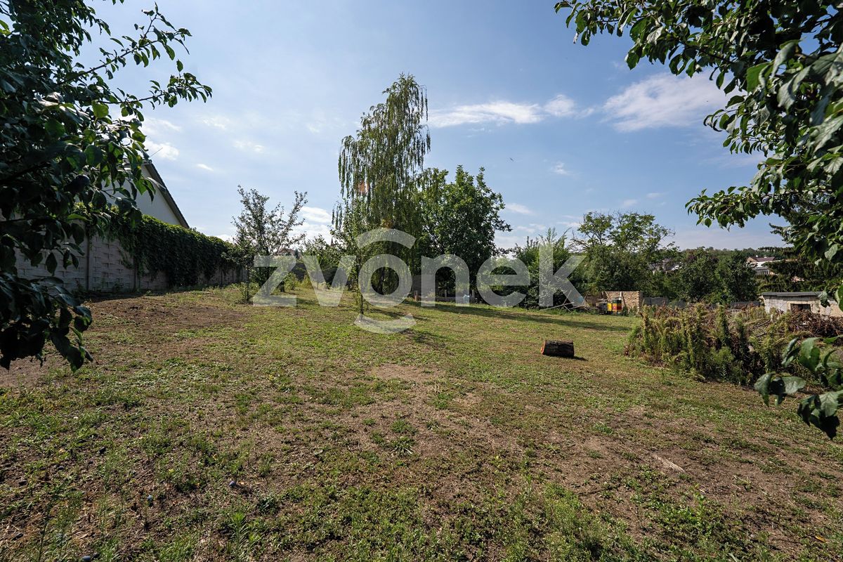 Prodej stavebního pozemku 800 m² – fotografie 3