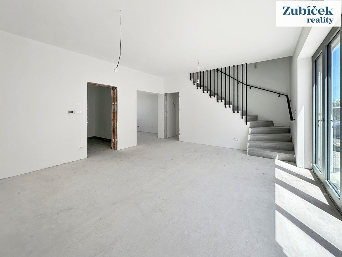Prodej rodinného domu 101 m², pozemek 316 m² – fotografie 4