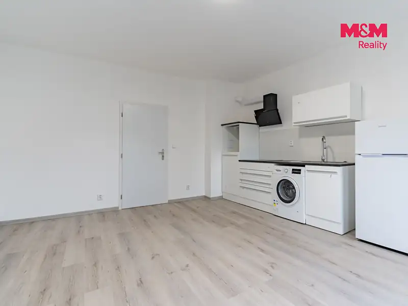 Pronájem bytu 2+kk 55 m², Cheb – náhled fotky 3