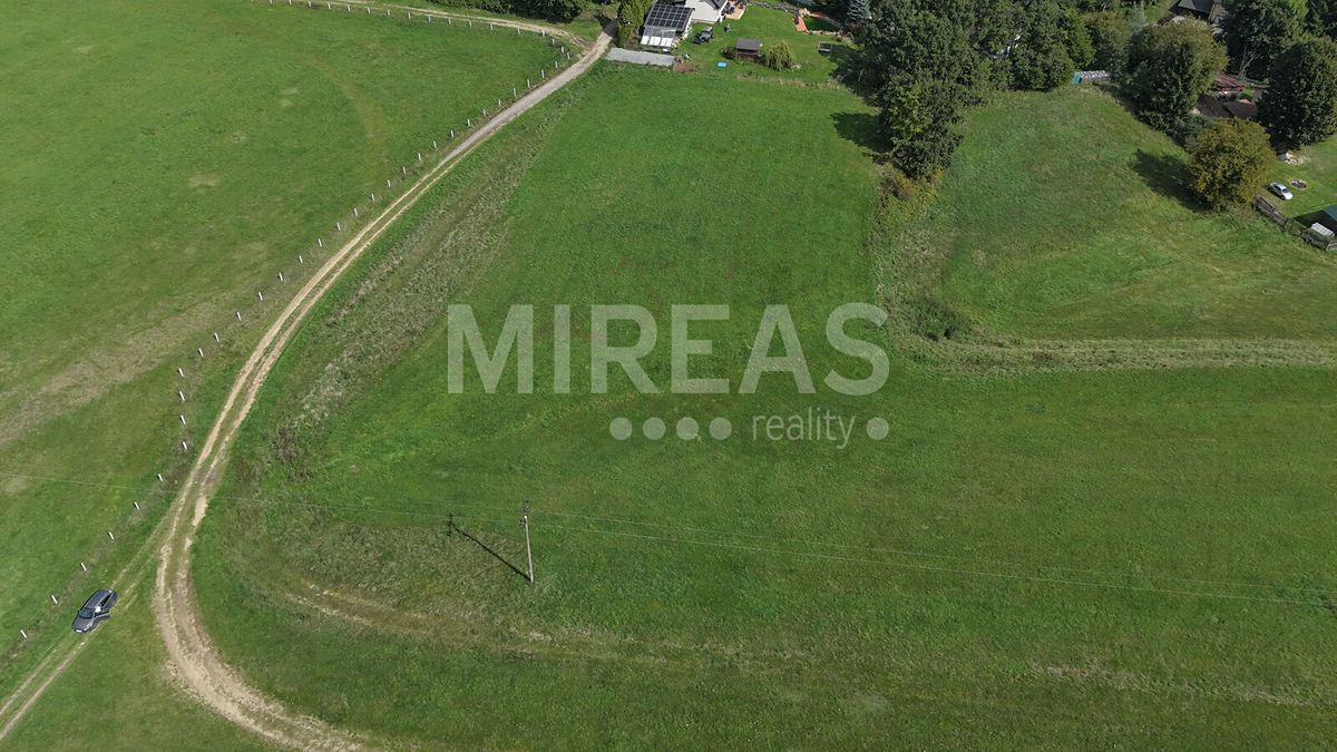 Prodej stavebního pozemku 2511 m² – fotografie 3
