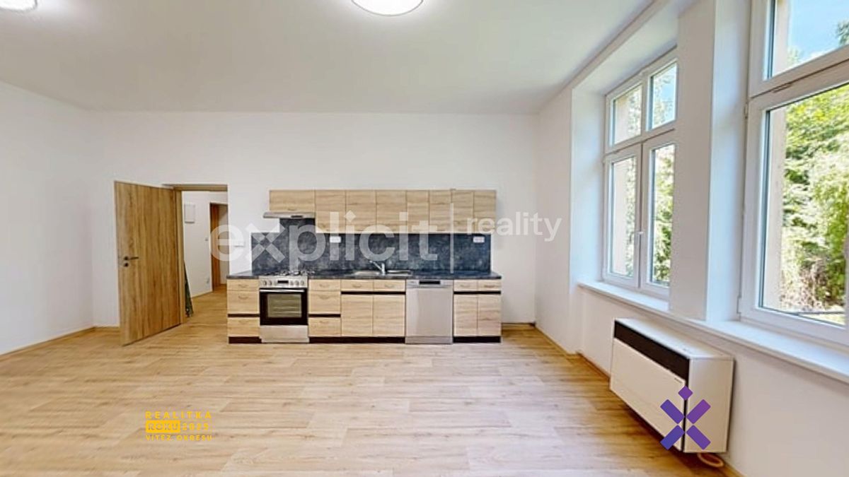 Pronájem bytu 2+kk 60 m² – fotografie 3