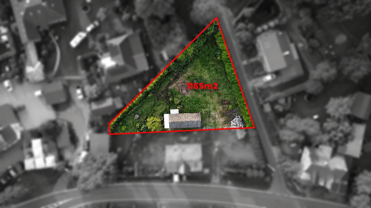 Prodej stavebního pozemku 1165 m²