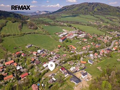 Prodej  stavebního pozemku 1 053 m²