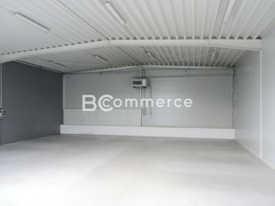 Pronájem skladového prostoru 500 m²