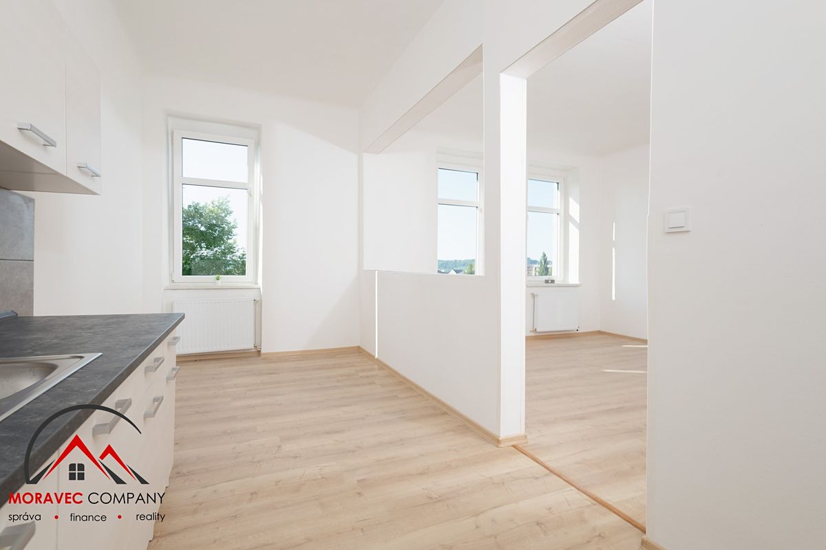 Pronájem bytu 2+1 63 m² – fotografie 2