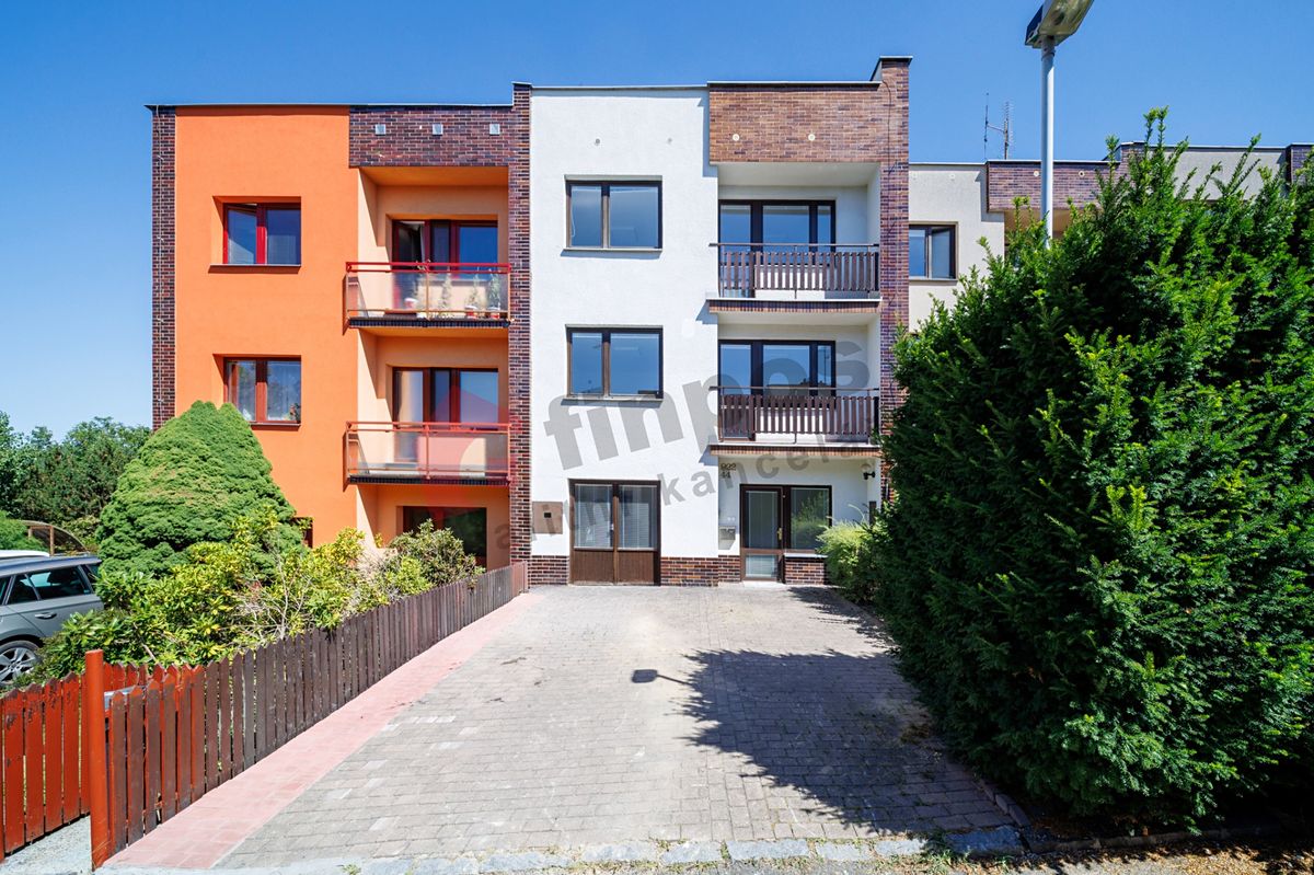Prodej rodinného domu 268 m², pozemek 224 m² – fotografie 5