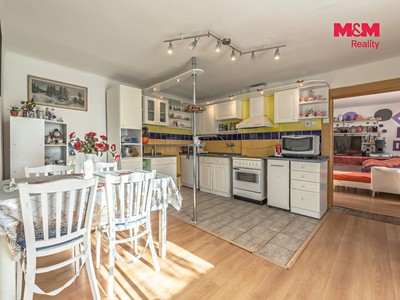 Будинок на продаж, 160 м² (2 з 16)