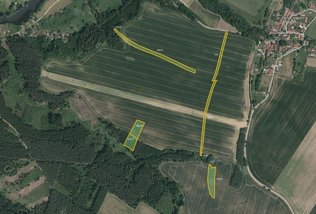 Prodej pole 33894 m², Bečice – fotka 1 z 3