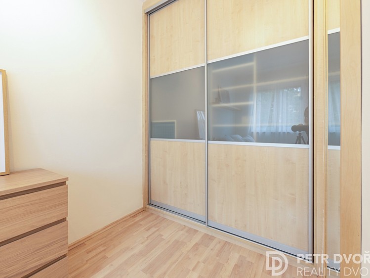 Prodej bytu 2+kk, 40 m² (7 z 27)