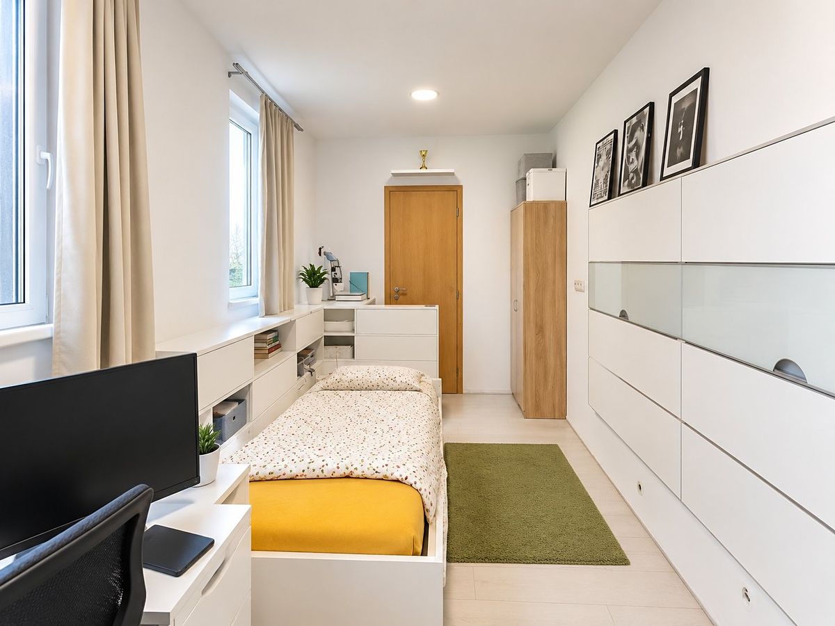 Prodej rodinného domu 135 m², pozemek 151 m² – fotografie 2