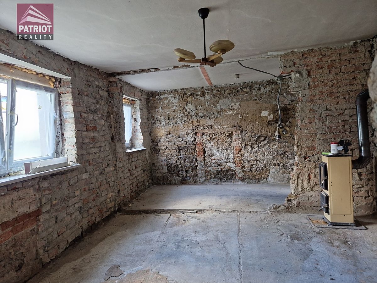 Prodej rodinného domu 75 m², pozemek 358 m² – fotografie 2