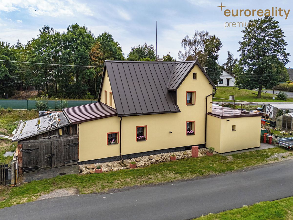 Prodej rodinného domu 109 m², pozemek 976 m²