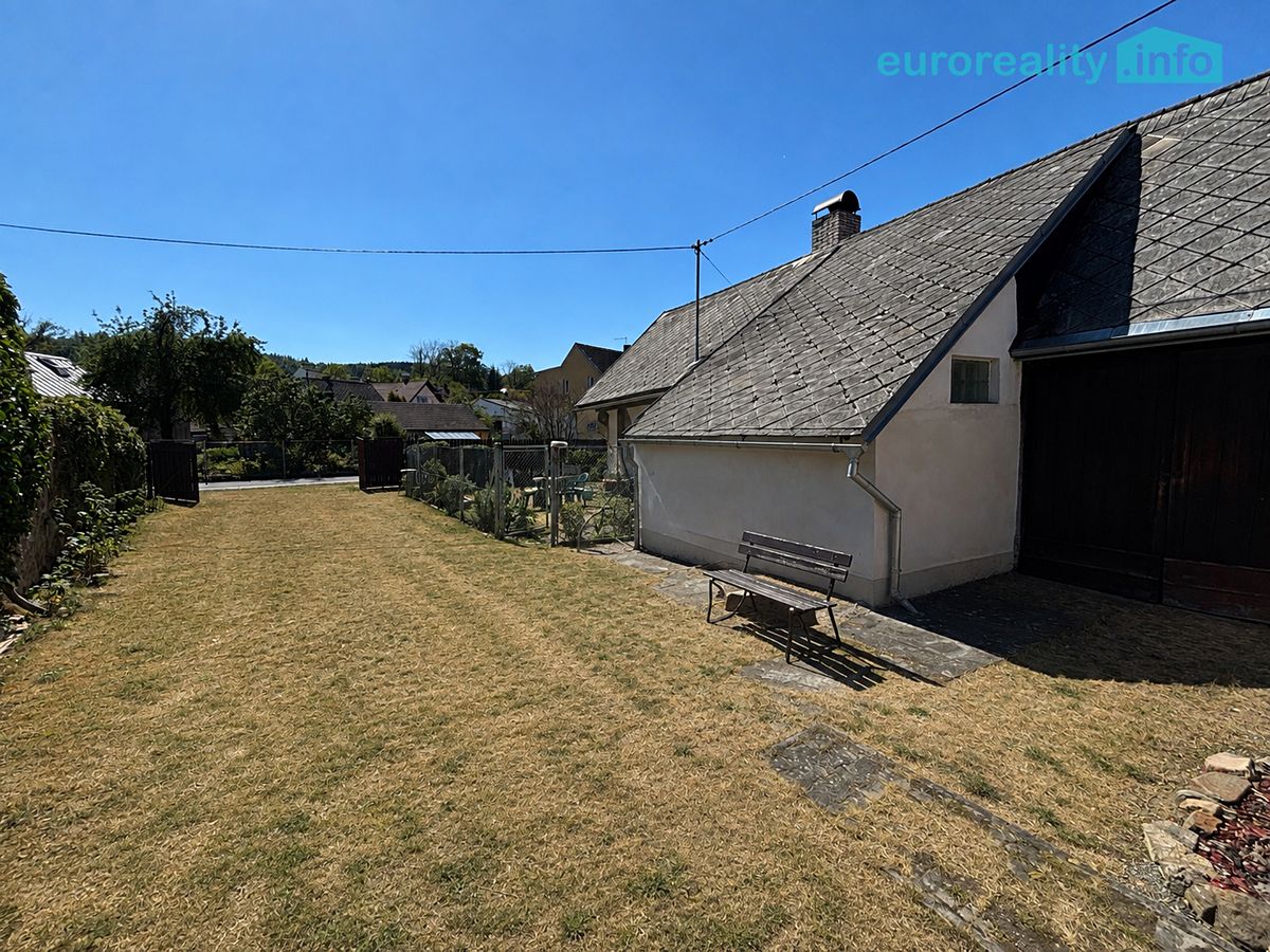 Prodej rodinného domu 77 m², pozemek 278 m² – fotografie 3