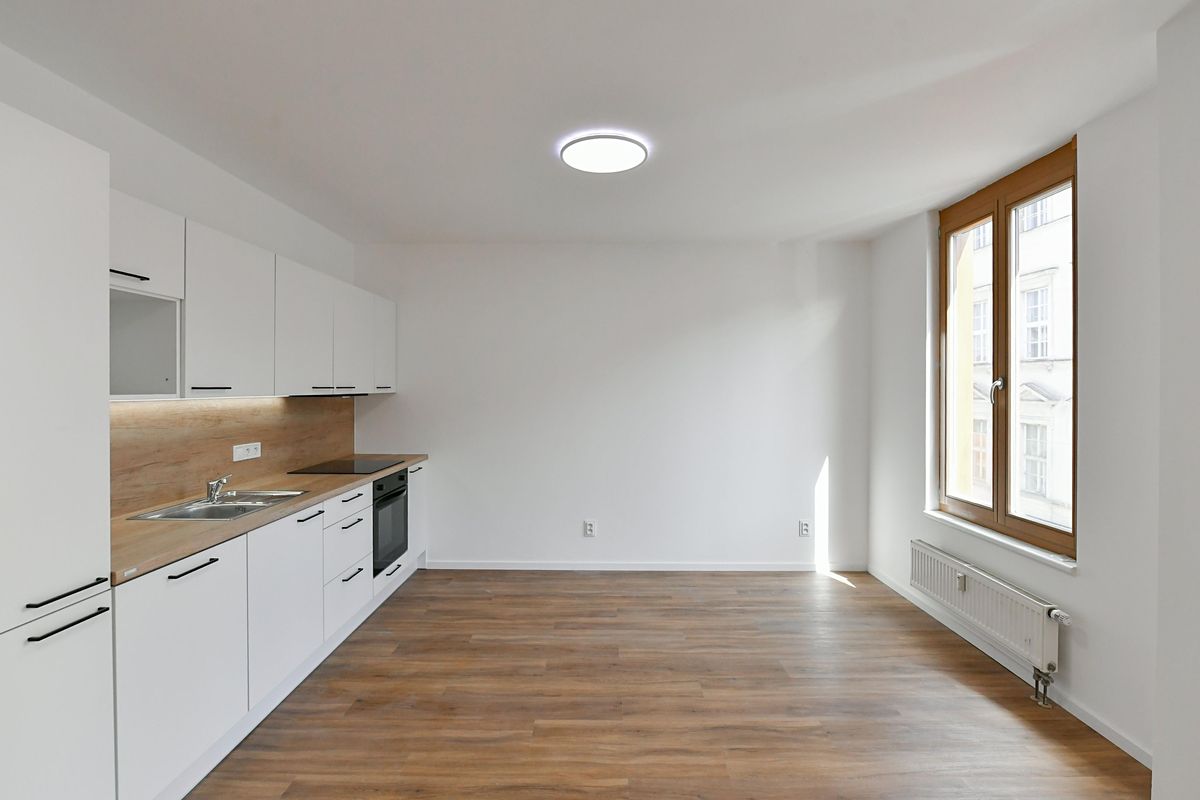 Pronájem bytu 2+kk 50 m² – fotografie 2