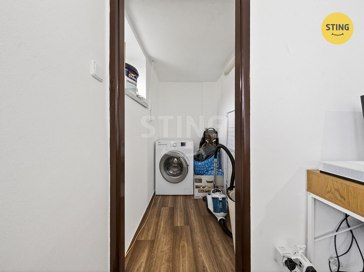 Pronájem bytu 2+kk 41 m² – fotografie 3