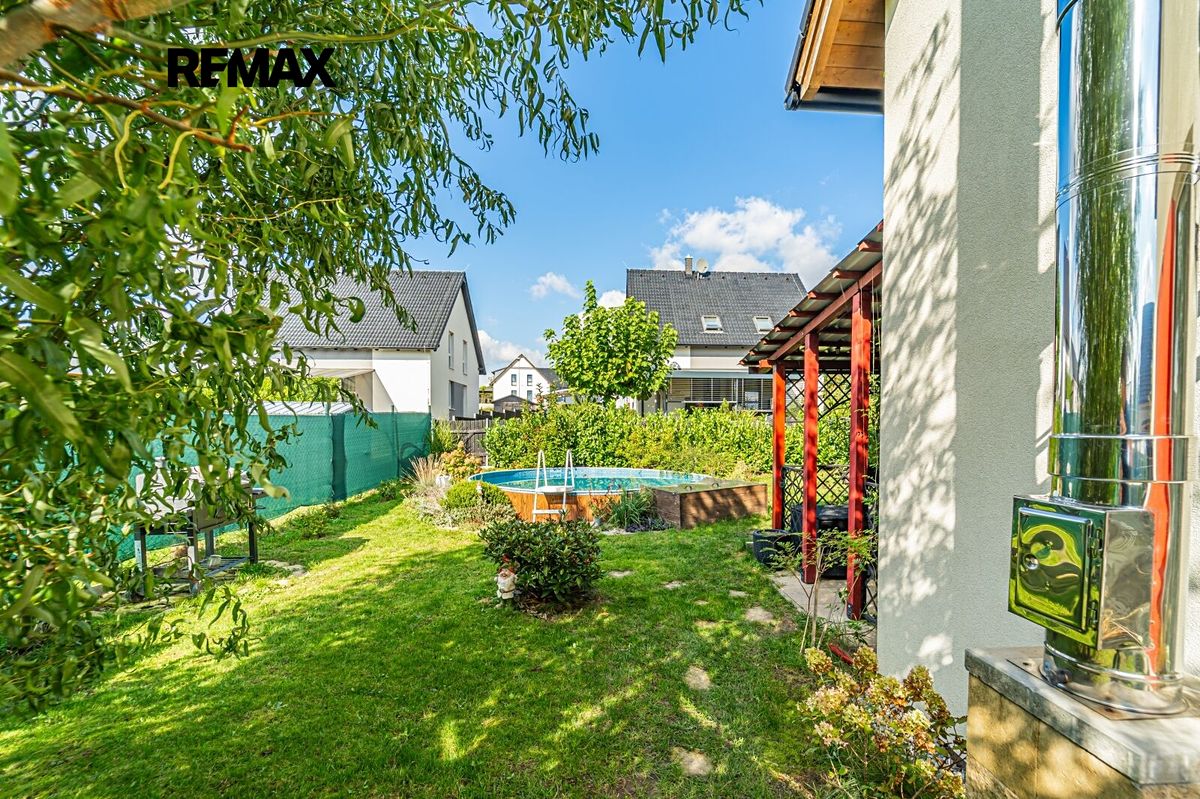 Prodej rodinného domu 111 m², pozemek 429 m² – fotografie 3