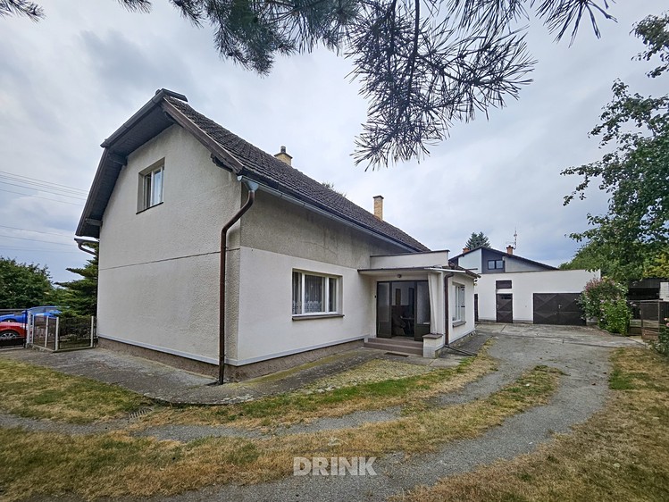 Будинок на продаж, 250 м² (1 з 17)