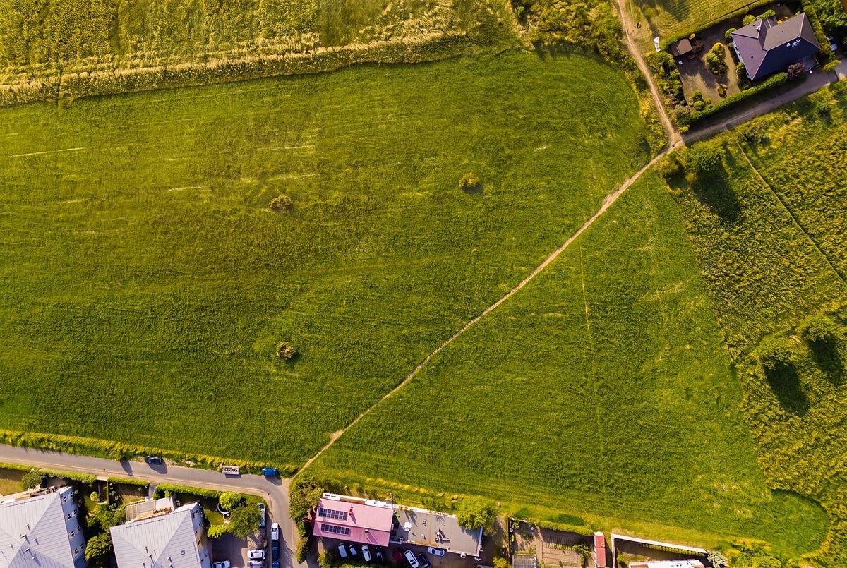 Prodej stavebního pozemku 800 m² – fotografie 5
