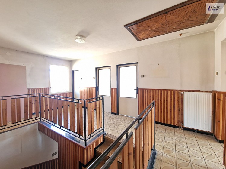 Prodej domu, 300 m² (15 z 29)