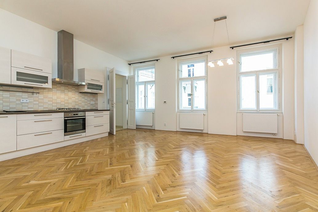 Pronájem bytu 3+kk 95 m²