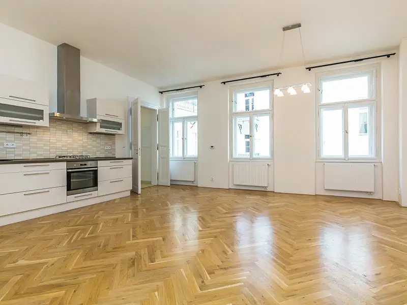 Pronájem bytu 3+kk 95 m², Praha – náhled fotky 1