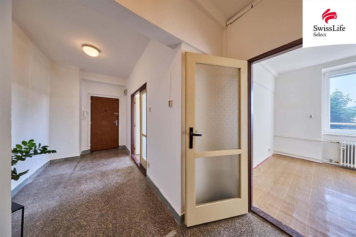 Pronájem bytu 1+1 38 m² – fotografie 3