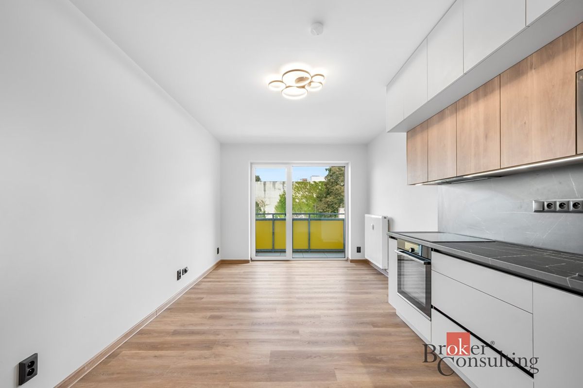 Pronájem bytu 2+kk 44 m² – fotografie 4