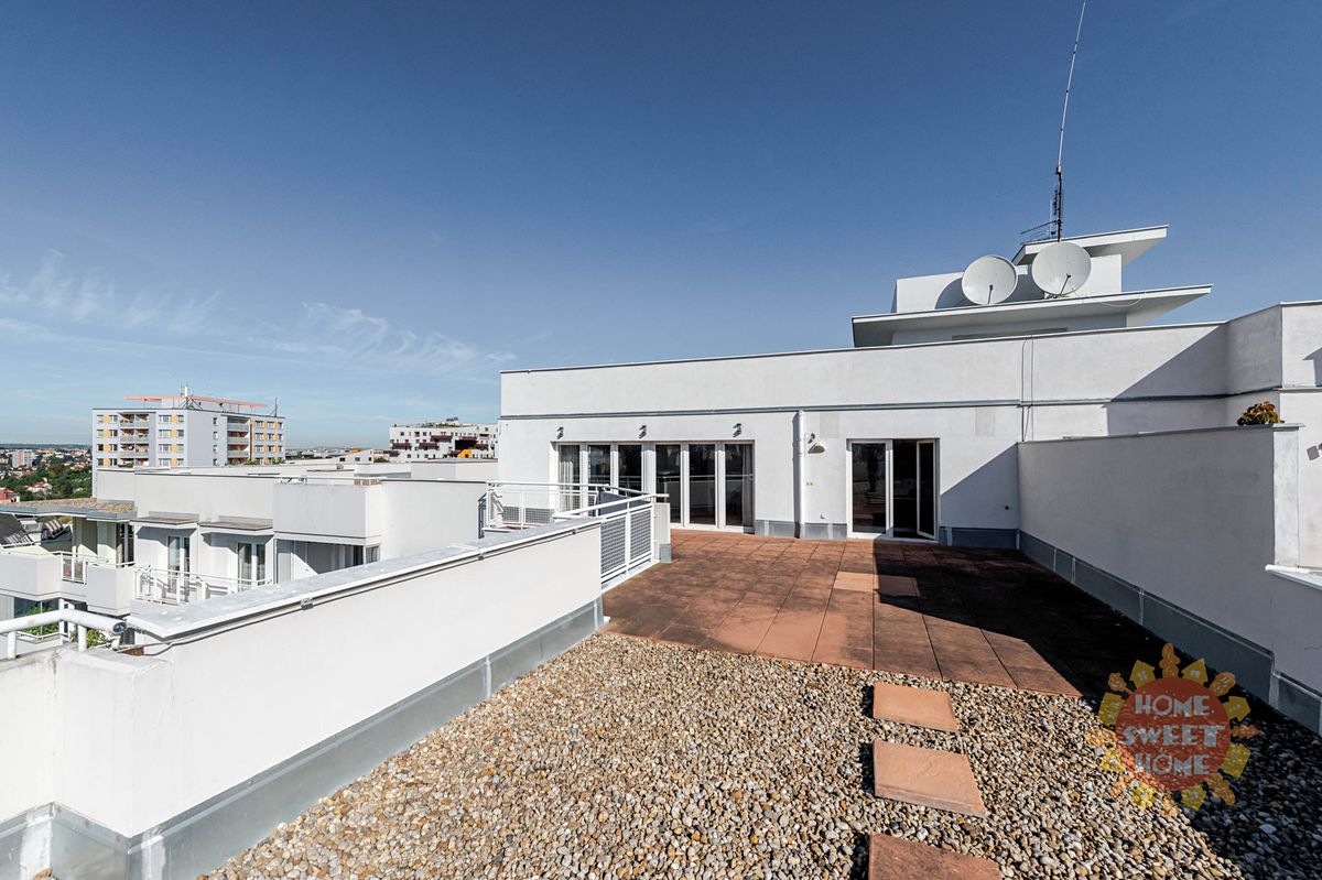Pronájem bytu 4+1 130 m² – fotografie 4
