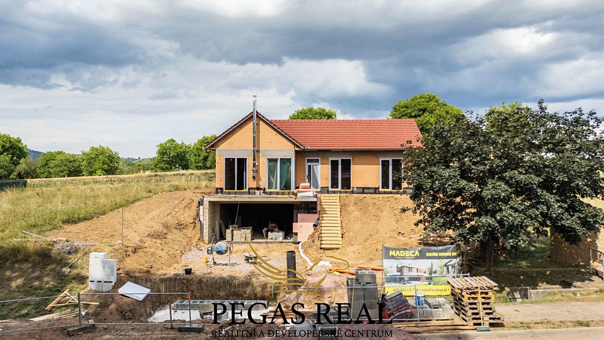Prodej rodinného domu 146 m², pozemek 519 m² – fotografie 2