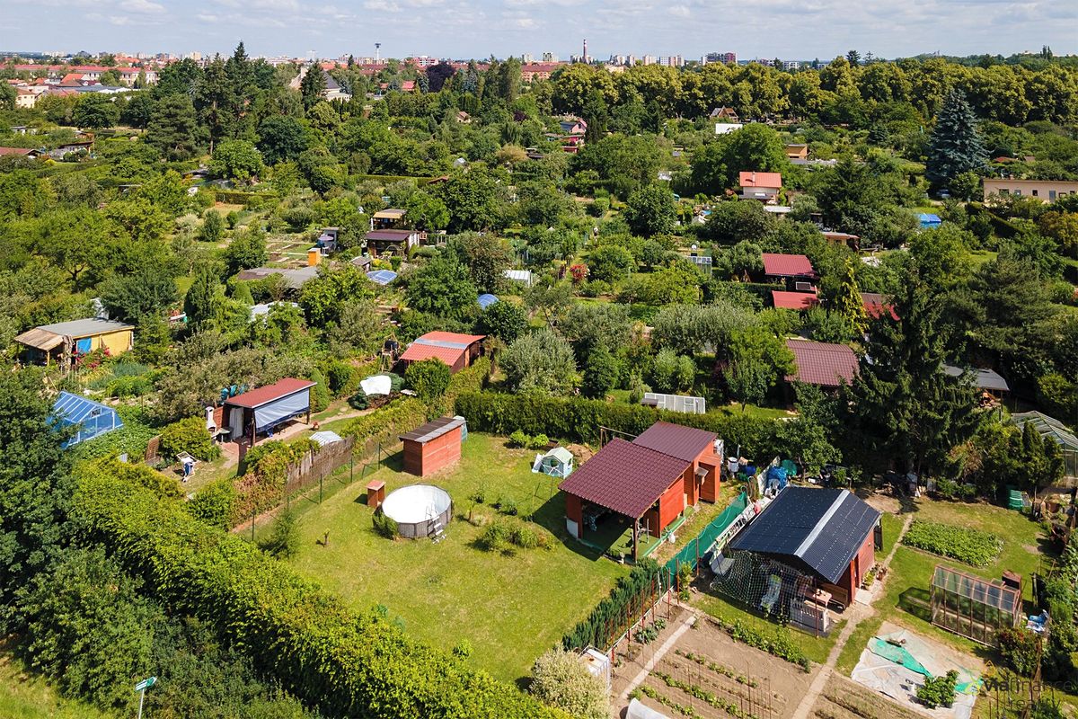 Prodej chaty 11 m², pozemek 353 m² – fotografie 2
