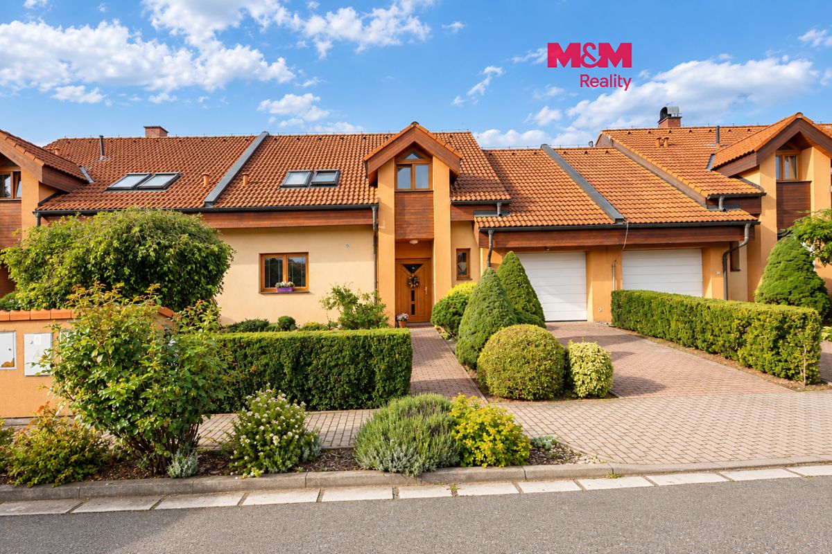 Prodej rodinného domu 179 m², pozemek 384 m²
