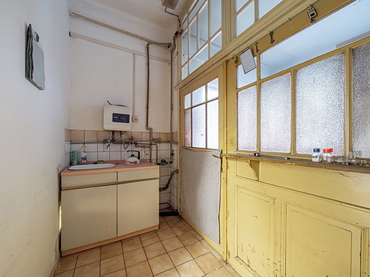 Prodej komerčního prostoru, 214 m² (18 z 27)