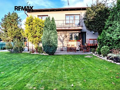 Prodej rodinného domu 292 m², pozemek 602 m²