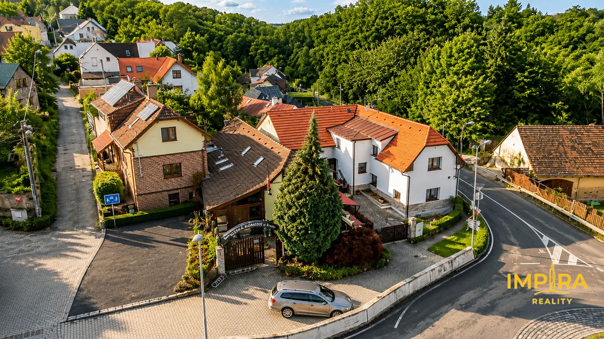 Prodej rodinného domu 100 m², pozemek 368 m² – fotografie 2
