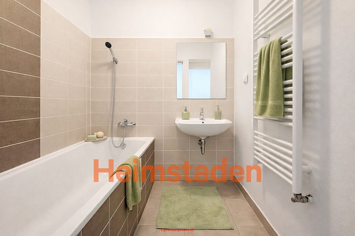 Pronájem bytu 2+1 58 m² – fotografie 4