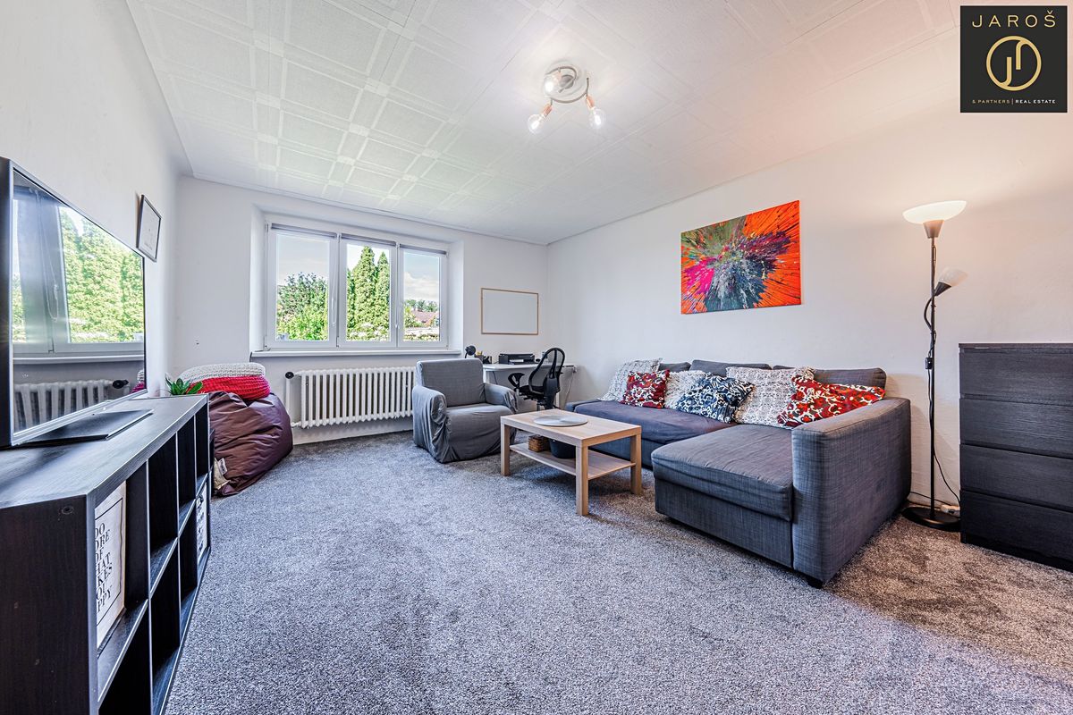 Prodej rodinného domu 105 m², pozemek 939 m² – fotografie 3