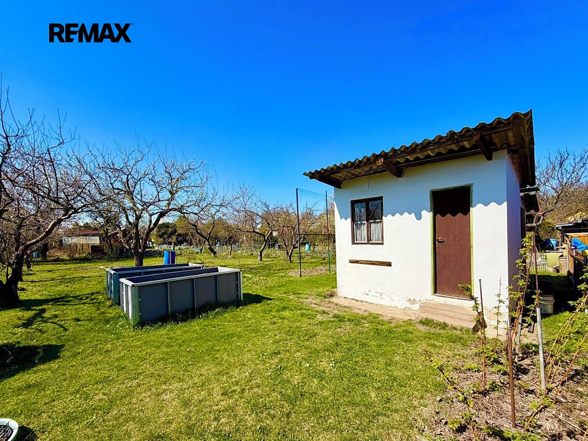 Prodej chaty 8 m², pozemek 355 m²