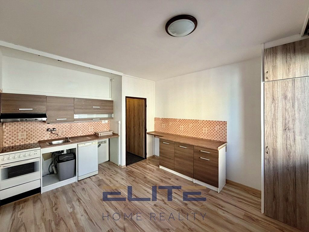 Pronájem bytu 2+kk 45 m² – fotografie 4