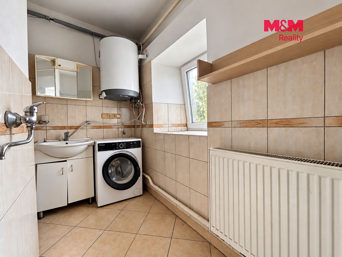 Prodej rodinného domu 122 m², pozemek 1292 m² – fotografie 5