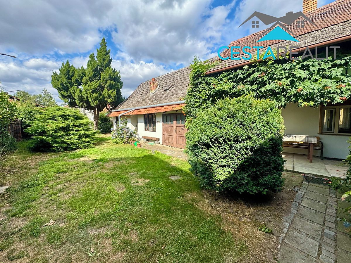 Prodej rodinného domu 160 m², pozemek 1036 m² – fotografie 3