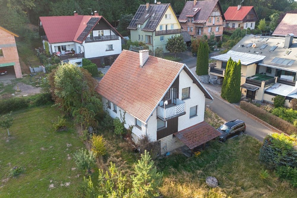 Prodej rodinného domu 190 m², pozemek 801 m² – fotografie 3