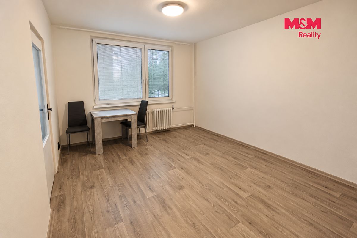 Pronájem bytu 2+1 60 m² – fotografie 3