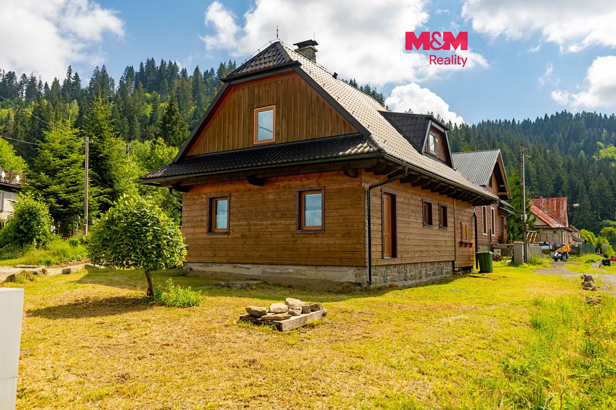 Prodej rodinného domu 100 m², pozemek 1357 m²