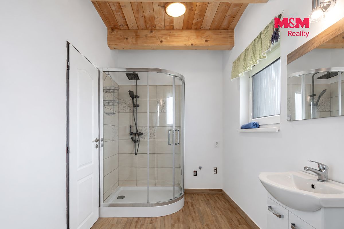 Prodej rodinného domu 100 m², pozemek 1357 m² – fotografie 4