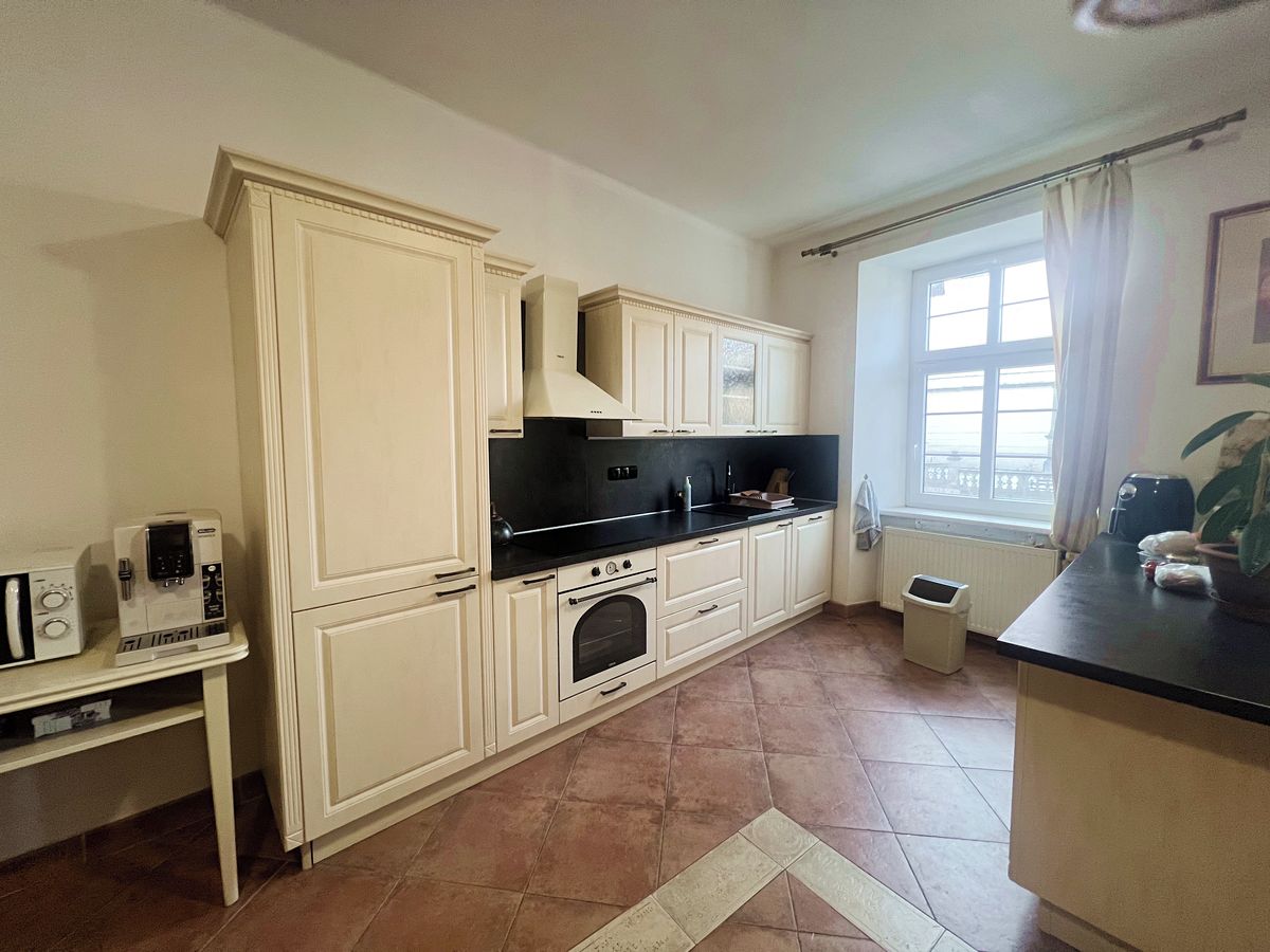 Pronájem bytu 3+kk 96 m²