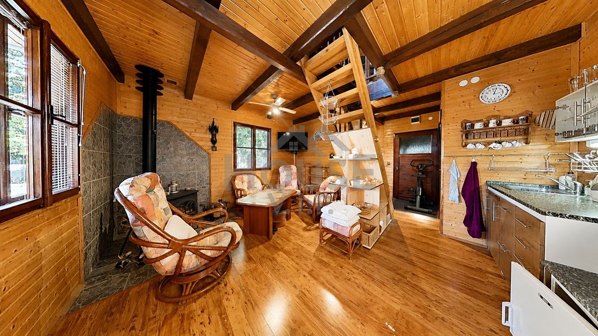 Prodej chalupy 50 m², pozemek 332 m² – fotografie 2