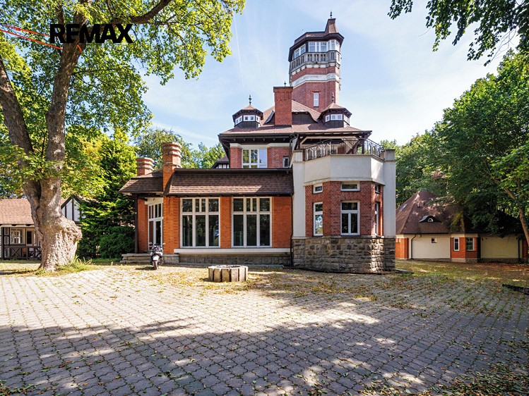 Комерційне приміщення на продаж, 1 500 м² (3 з 38)