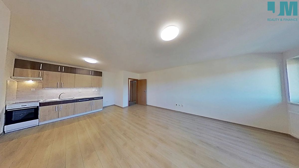 Pronájem bytu 2+kk 58 m² – fotografie 2