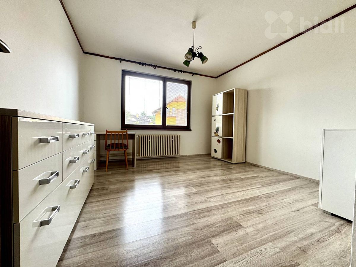 Pronájem rodinného domu 180 m², pozemek 486 m² – fotografie 5